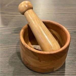 Wooden Mortar and Pestle Set